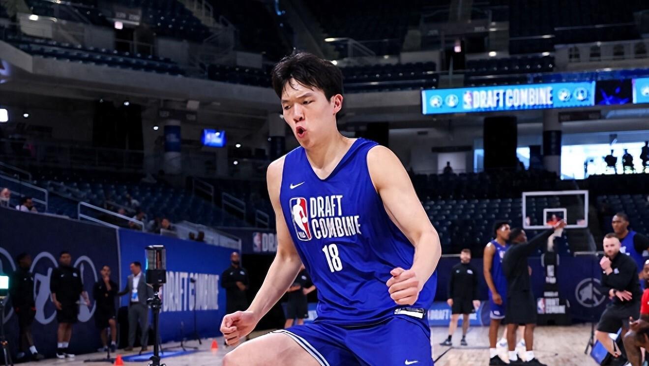 爱游戏在线登录-密尔沃基雄鹿发布备战花絮，加时末段复出首秀，欧篮联任务艰巨，赛程密集仍需轮换的简单介绍-爱游戏在线登录